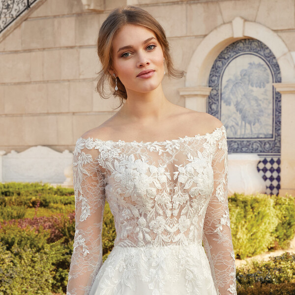 View All: Scollo omerale