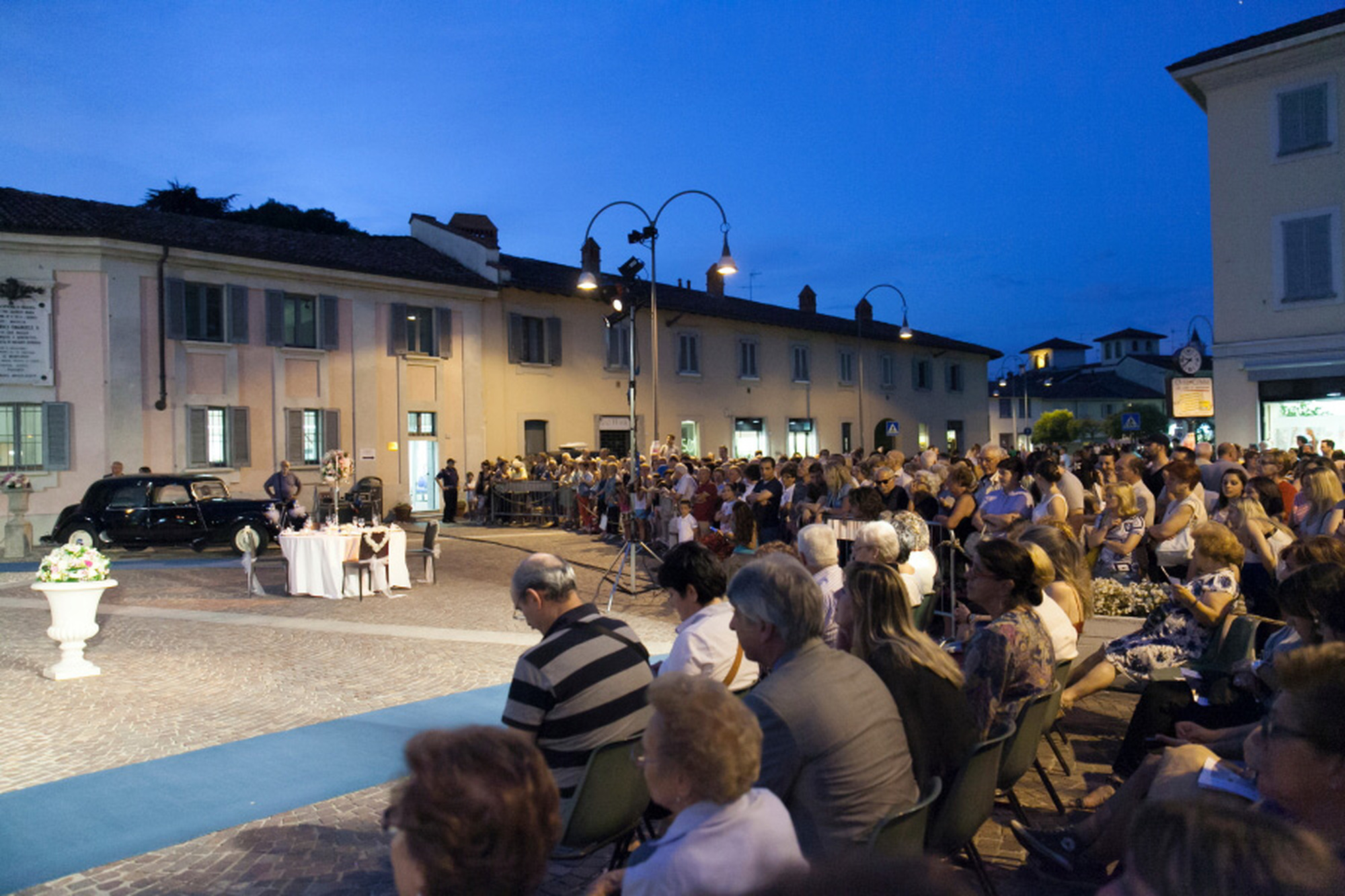 Matrimonio a Villa Litta la sfilata